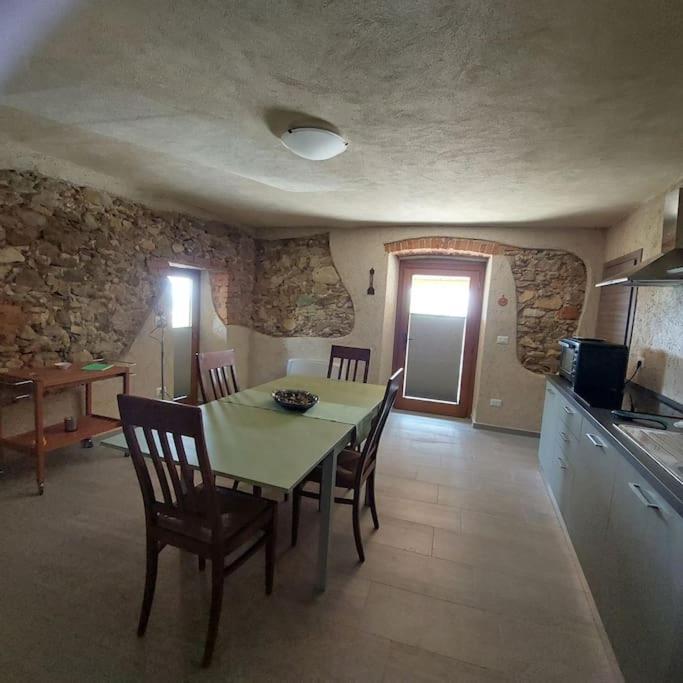 Ferienwohnung Istanti - Menta Costigliole Saluzzo Exterior foto
