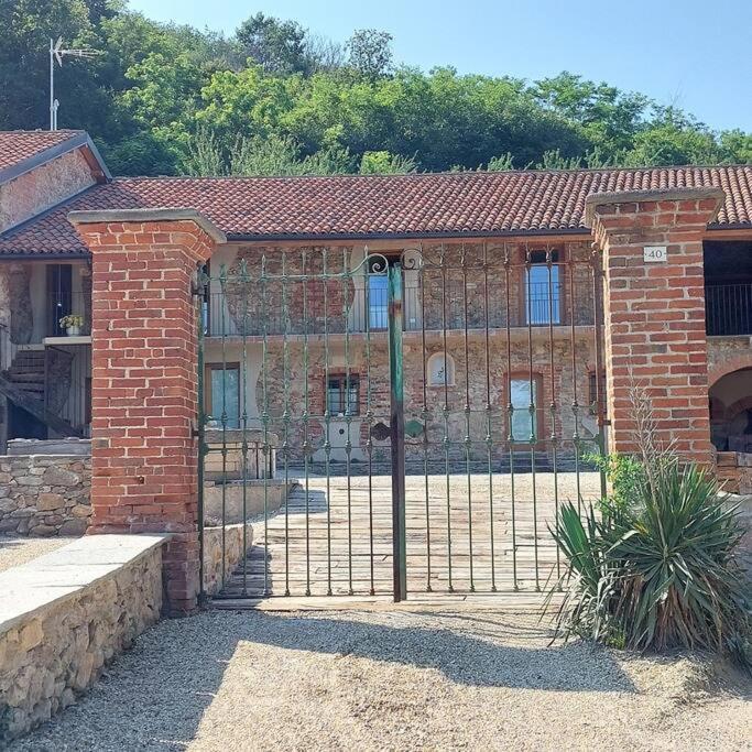 Ferienwohnung Istanti - Menta Costigliole Saluzzo Exterior foto